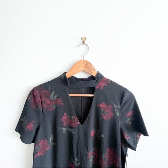 Black Tape_ Dress Burgundy Floral Short Sleeved V-Neck Sheath Back Zip Women's M - Picture 3 of 9